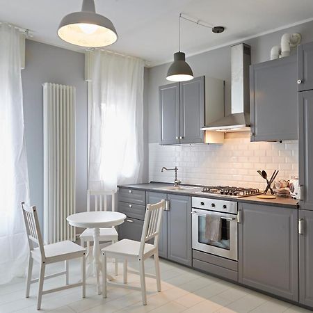 Riviera Marco Polo Apartment Местре Екстериор снимка